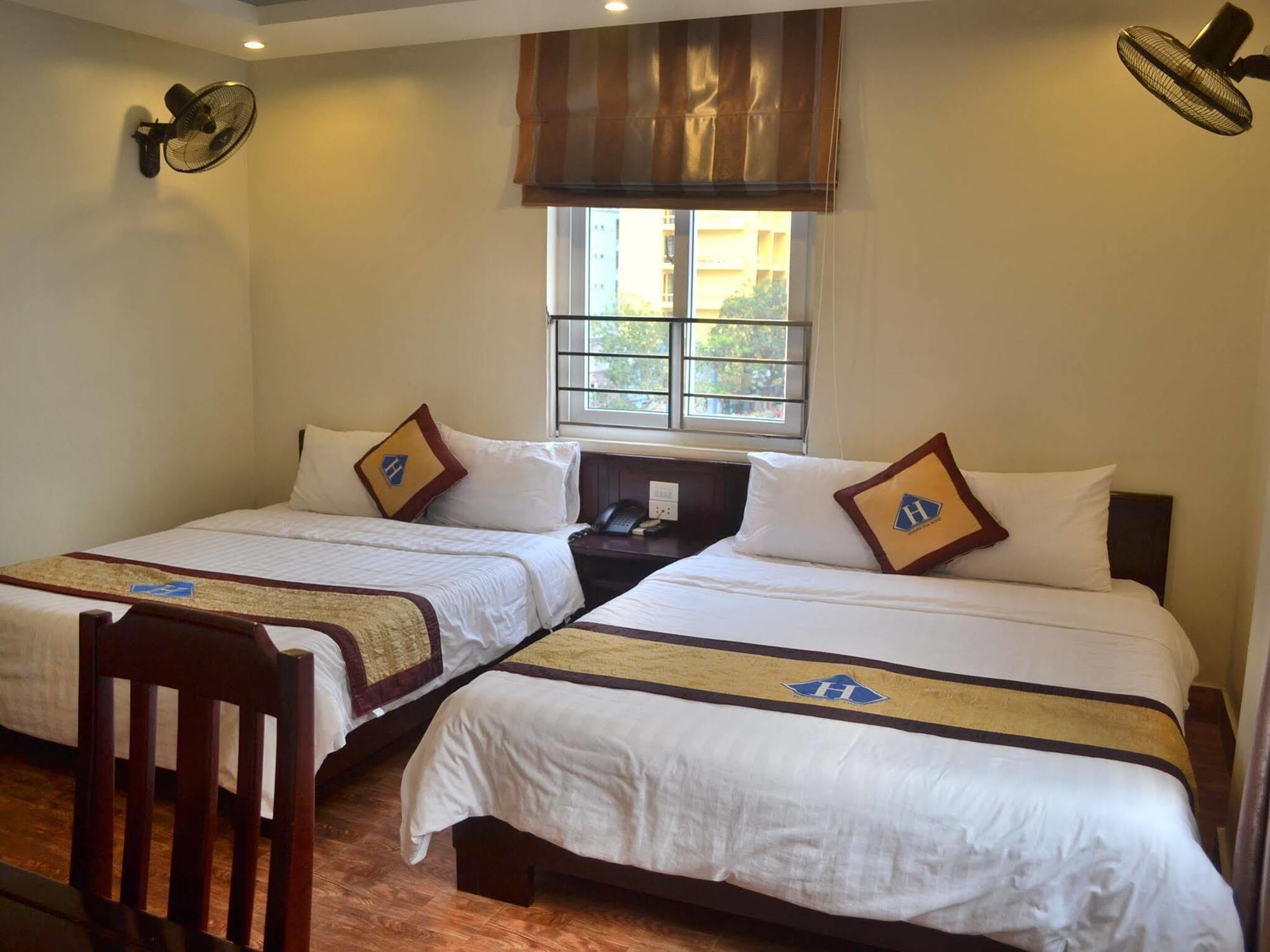 Hôtel Hoang Gia Minh à Cat Ba Island Extérieur photo